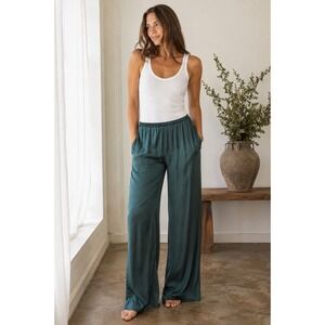Silk Laundry Womens Pull-on Wide Leg Satin Silk Pants Size Medium Green Luxury